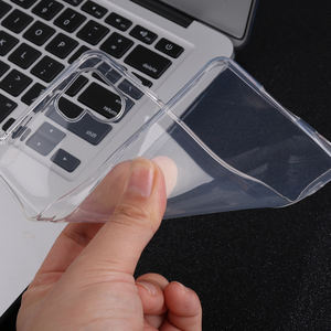 Coque transparente transparente pour <span class=keywords><strong>Sharp</strong></span> <span class=keywords><strong>Aquos</strong></span> <span class=keywords><strong>R8</strong></span> <span class=keywords><strong>Pro</strong></span> R Compact R5G R6 R7 TPU Silicone Naked Feel Couverture arrière unisexe - Product Image 6