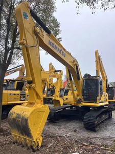 Komatsu เครื่องขุด PC240LC-8ญี่ปุ่นใช้แล้วมีส่วนประกอบปั๊มเครื่องยนต์หลัก - Product Image 2