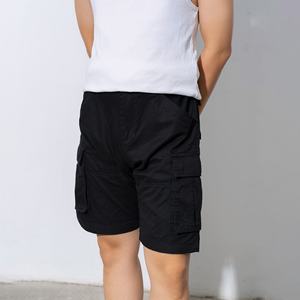 Shorts cargo et t-shirts de compression personnalisés à coupe classique pour hommes – Prix compétitif – Fabrication de vêtements au Vietnam - Product Image 2
