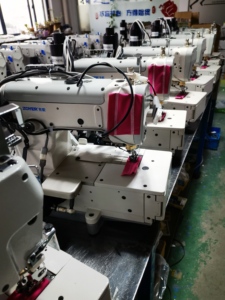 Machine à coudre industrielle automatique à point de surjet Zoyer ZY500-01DA - Product Image 4