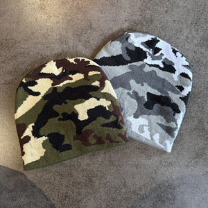 Beanie nhà sản xuất tùy chỉnh Camo đồ họa Jacquard đảo ngược cổ điển beenies dệt kim toque ngụy trang Mũ sọ - Product Image 3
