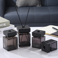Blitzverkauf Diffusor-Leerflasche Maßgefertigte Diffusor-Glasflasche 50ml 100ml 150ml 200ml Luxus-Duftdiffusor-Flasche für Innenräume