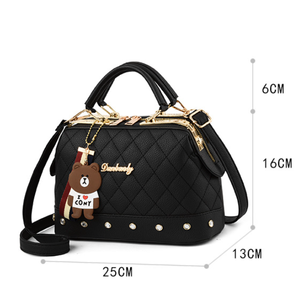 Nouveaux sacs à main pour femmes avec pendentif petit ours, sacs à main pour femmes en vente en ligne - Product Image 2