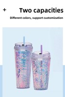 Gobelet à paille double paroi de 24 oz en matériau léger et écologique, design moderne, grande capacité, rayures dorées éblouissantes, cadeau pour l'extérieur