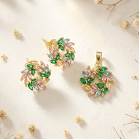 Parure de bijoux ZG tendance en laiton avec pendentif couronne en pierres marquises colorées et boucles d'oreilles clous pour femme