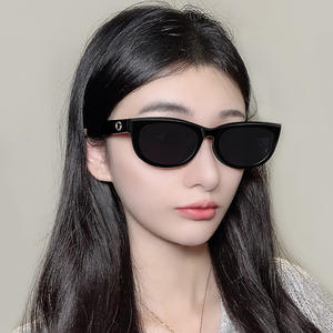 Gm Starry Sky – lunettes de soleil pour femmes, monture petite, verres polarisés, protection UV400, type 3, monture noire, style urbain - Product Image 5