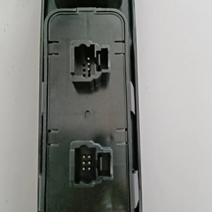 Interrupteur de lève-vitre électrique pour modèles Peugeot <span class=keywords><strong>307</strong></span> CC et <span class=keywords><strong>SW</strong></span> pour 2003-2008 et 2002-2014 Numéro de pièce 6554.KT - Product Image 3