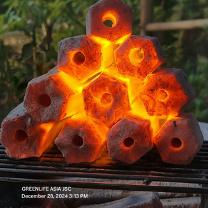 Charbon de bois blanc de haute qualité, qualité restaurant, charbon de bois de bois dur de litchi, sans fumée, combustion propre, 5-6 heures, excellent rapport qualité-prix - Product Image 1