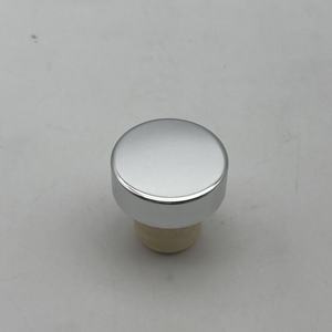 <span class=keywords><strong>Bouchon</strong></span> en plastique couleur argent, <span class=keywords><strong>bouchon</strong></span> en liège en forme de T, 19,5*30 mm, <span class=keywords><strong>bouchon</strong></span> en aluminium pour bouteille de <span class=keywords><strong>vin</strong></span>, de vodka, de whisky - Product Image 3