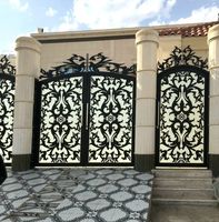 Conception de pilier de porte de maison rétractable automatique pour les villas Porte de porte en fer forgé de style ouvert rétractable pour le chemin d'entraînement