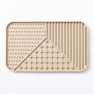 Bol pour chien en silicone, mangeoire lente antidérapante, bol d'alimentation de qualité alimentaire, tapis à lécher pour chien, accessoires pour animaux de compagnie écologiques - Product Image 1