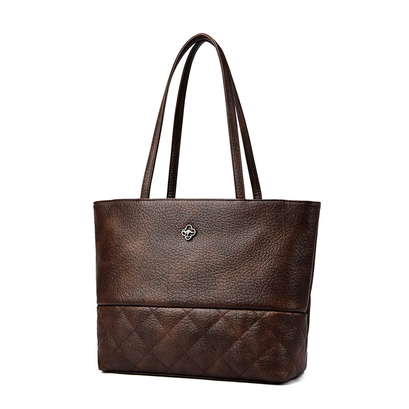 สีน้ำตาล