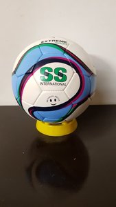 Ballons de football de haute qualité composés des meilleurs ballons personnalisés multicolores en caoutchouc PU pour les matchs - Product Image 5