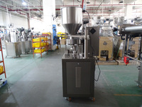 Machine automatique VFFS multifonction 100g pour sachets de haricots, pommes de terre, chips, gelée, bonbons, bâtonnets alimentaires (30-60 sachets/min)