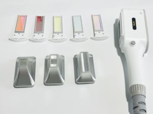 เครื่องเลเซอร์ <span class=keywords><strong>IPL</strong></span> โฟโตเฟเชียล BBL รุ่นใหม่ เครื่อง <span class=keywords><strong>IPL</strong></span> ยี่ห้อ Idemitsu ระดับมืออาชีพ สำหรับการฟื้นฟูผิวและความงาม - Product Image 3