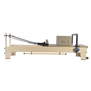 Cama de Pilates Multifuncional de Alta Calidad, Reformer de Pilates de Madera de Arce Resistente con Barra de Equilibrio para Estudio Boutique - Product Image 2