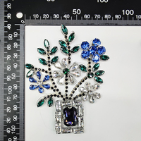 Patch brodé vintage en strass motif vase floral pour vêtements et sacs, broche élégante en strass, applique DIY
