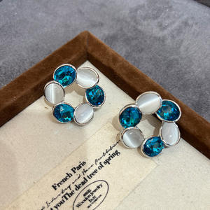 Pendientes de acero inoxidable con forma de flor de ópalo Simple para mujer, diseño geométrico exquisito, moda de moda para regalos de fiesta - Product Image 2