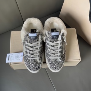 Scarpe Casual Basse Eleganti <span class=keywords><strong>Argento</strong></span> Glitterato con Tomaia in Tessuto, Decorazioni a Stella e Chiusura con Lacci - Product Image 1