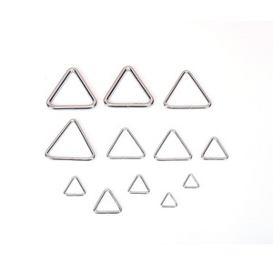 Anillas Triangulares Metálicas para Bolsos, Accesorios de Ferretería Duraderos, Variantes de Tamaño, Acabado Plateado - Product Image 1