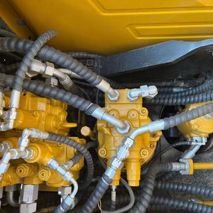 حفارة, ماكينة نقل أرضي مستعملة 13 طن ، SANY 135C ، للحفار من النوع زاحف المبيعات - Product Image 3