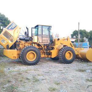 Chargeuse sur pneus Cat 966 d'occasion, faible nombre d'heures, d'origine japonaise, modèle classique robuste, efficace pour les carrières, la construction et les ports. - Product Image 3