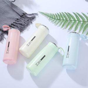 DD4298-2 2025 biểu tượng tùy chỉnh giá rẻ giá Frosted du lịch thủy tinh borosilicate chai nước uống với sợi dây thừng - Product Image 2