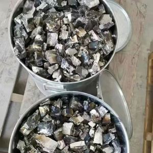 Ferromolybdène Ferro Molybdenum Prix Compétitif Femo 60 Vente Chaude Fabricants 60% 65% 70% - Product Image 5