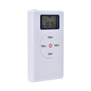 Radio FM portable à réglage numérique stéréo 64,0-108,0 MHz avec écouteurs et cordon pour personnes âgées - Product Image 3