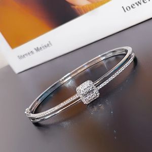 Xinfly Brazalete de Oro Puro de 18k con Diamantes Naturales, Diseño de Caramelo, Doble Capa, Hueco - Product Image 2