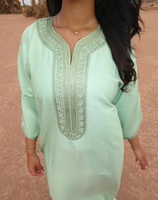 Vente en gros de Gandoura Jennah, silhouette aérienne, détails brodés magnifiques, taille plus, confortable, pour tous les jours et les fêtes, vêtements pour femmes