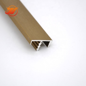 Usine en gros bas <span class=keywords><strong>prix</strong></span> 6061 6063 profilés en aluminium de barre en T de décoration de meubles antidérapants personnalisés - Product Image 4
