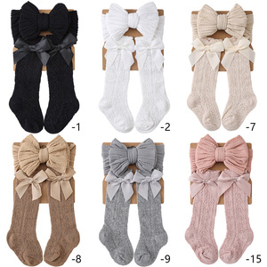 Novo Conjunto de Meias e Faixa de Cabelo Trançada para Crianças, Estilo Retrô, Outono/Inverno, Cano Médio, Antiderrapante, Acessórios para Fotografia de Bebês Engatinhando - Product Image 2