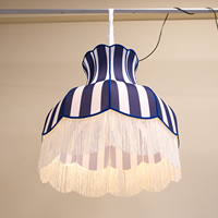 Luckygoods LT240086-4 Lustre suspendu décoratif à LED avec franges et tissu pour mariages, fêtes et tentes