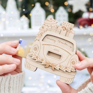 Venta al por mayor: Clip para billetes de boda con formas de coches grabadas, artesanía de madera hecha a mano para bodas, artesanías únicas - Product Image 3