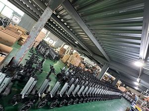 <span class=keywords><strong>Trottinette</strong></span> Électrique Pliante Légère XFY à 3 Roues avec Siège Réglable <span class=keywords><strong>pour</strong></span> <span class=keywords><strong>Adulte</strong></span> – Aide à la Mobilité Portable <span class=keywords><strong>pour</strong></span> la Maison, le Bureau, les Voyages en Extérieur - Product Image 6