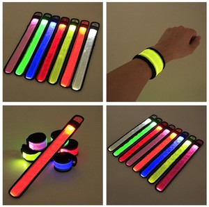 Pulsera Luminosa Reflectante con Logotipo Personalizable, Versión Mejorada, Equipo de Ciclismo y Running Nocturno, Brazalete Iluminado - Product Image 3