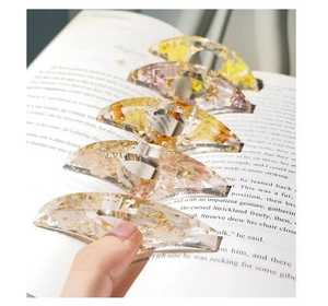 Marcapáginas de Resina con Forma de Flor de Nacimiento, Transparente, con Anillo para el Pulgar, Accesorios de Lectura para Maestros y Estudiantes - Product Image 1
