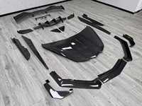 Bodykit de voiture en Fiber de carbone de haute qualité BTC pour Chevrolet Corvette C8 nouvelle condition diffuseur de lèvre avant jupes latérales capot de becquet