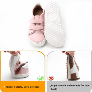 Babyhappy Offre Spéciale verni léger pondéré Double sangle en cuir large orteil boîte enfants bébé pieds nus chaussures Sneaker - Product Image 5