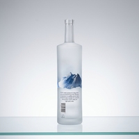 Bouteille de vin en verre blanc cristal de haute qualité sophistiquée avec bouchon à couronne Capacités de 375 ml/500 ml/750 ml Liqueur Vodka Tequila Whisky