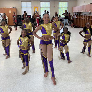 ダンスチームマジョレット-ユニフォーム衣装女性KIdダンスウェアスパンコールとフリンジ付きマジョレットダンスユニフォームパープルゴールド - Product Image 2