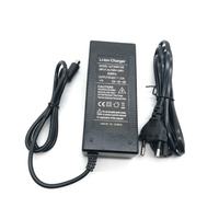 Chargeur de scooter électrique 42V 2A Adaptateur de batterie au lithium 36V avec prise AU standard de 5.5mm 2.1mm de diamètre