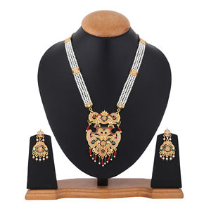 ชุดเครื่องประดับชุบทองหรูหราสำหรับผู้หญิงพร้อมต่างหูสร้อยคอคริสตัล - Product Image 1