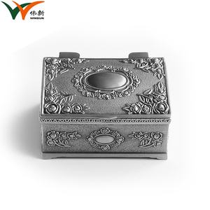 Caja de Joyería Vintage para Guardar Anillos Pequeños, Pendientes, Collares y Recuerdos - Product Image 6