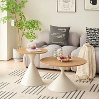 Table basse nordique en bois massif pour salon, petite table pour appartement, style simple et moderne, luxe léger