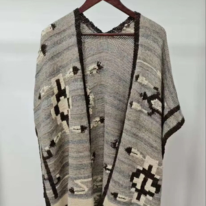 Cardigan décontracté en laine/cachemire fait main, col en V, respirant, avec un coloris terreux, motifs géométriques, logo positionné à l'avant - Product Image 1