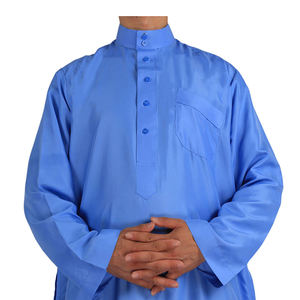 Túnica Thobe de Lujo Casual para <span class=keywords><strong>Hombre</strong></span> Imperial Stature, Prenda Fluida y Elegante Inspirada en la Estética Oriental Clásica, de Algodón, Largo hasta el Tobillo - Product Image 4