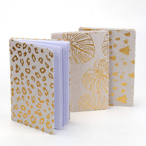 Cuaderno de Lino Beige al por Mayor con Patrón Tropical de Estrella Dorada <span class=keywords><strong>para</strong></span> Escritura Diaria y Uso en la Oficina - Product Image 3