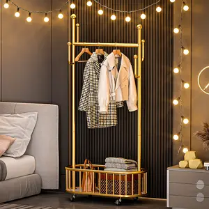 Multi Funcional Simples Floor Cloth Hanger Metal Clothes Bag Hat Rack Stand Com Rodas Universais E Cesta De Armazenamento